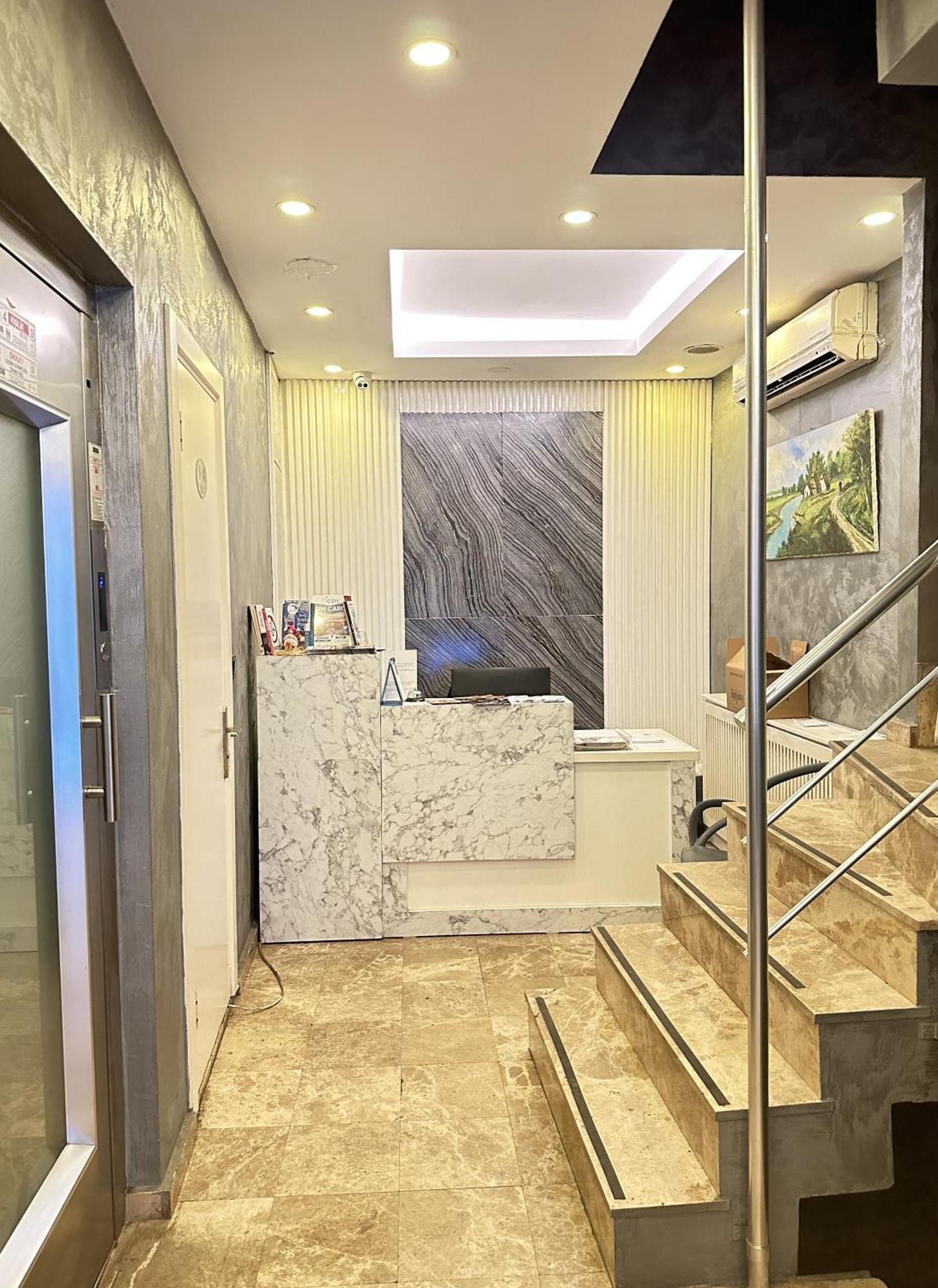 Center Allyon Hotel 3*