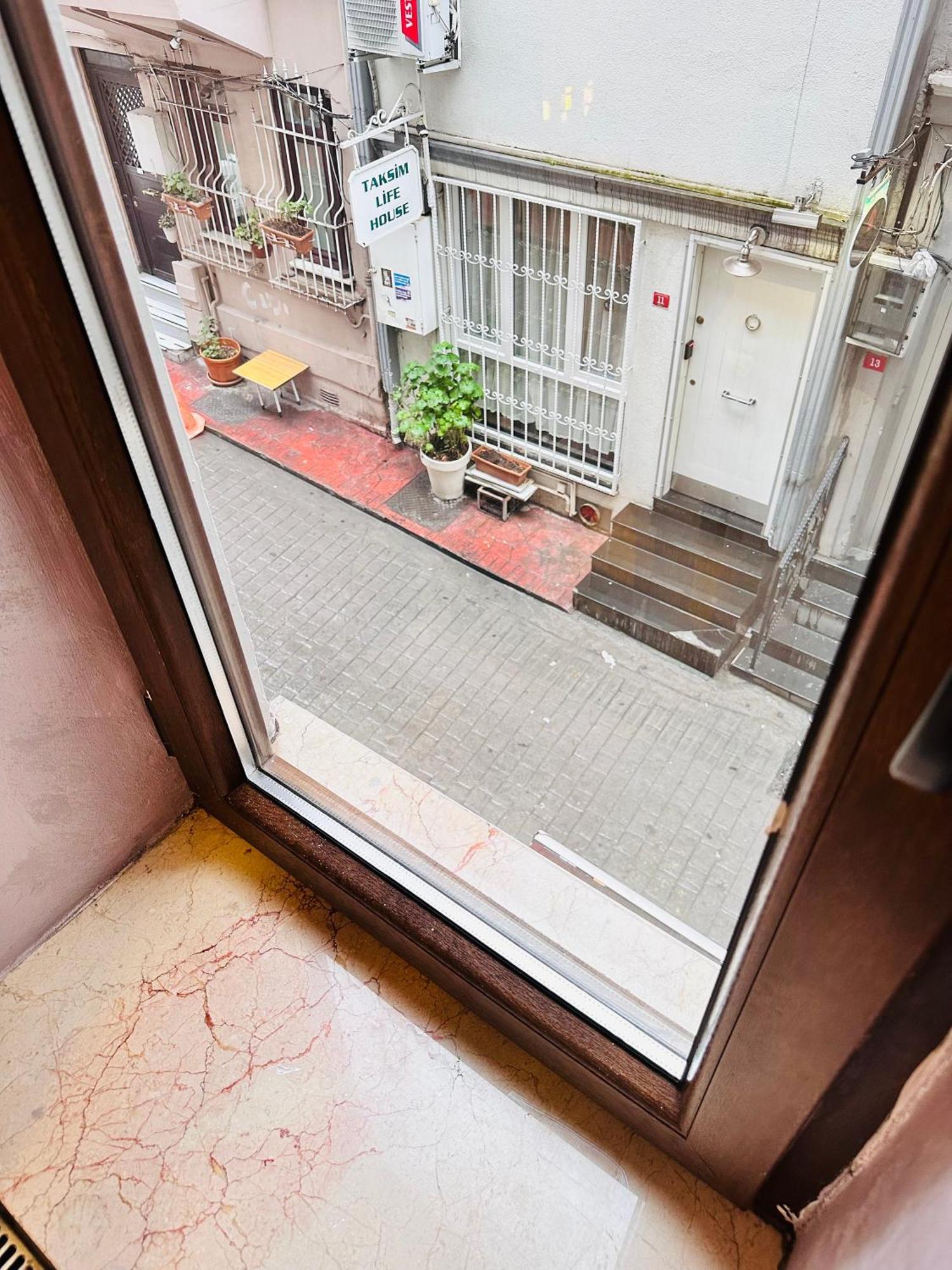 Center Allyon Otel 3*