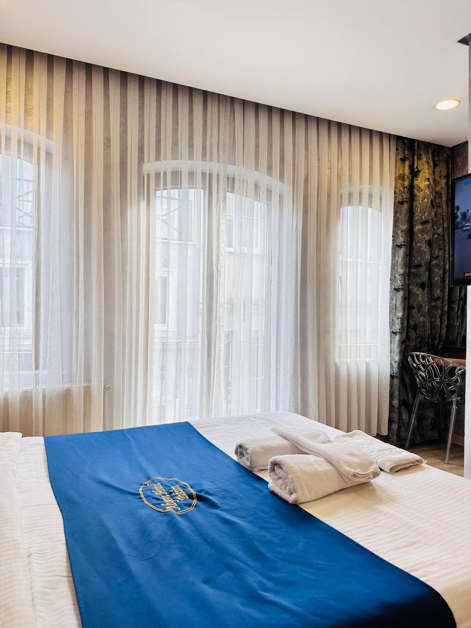 Center Allyon Otel 3*